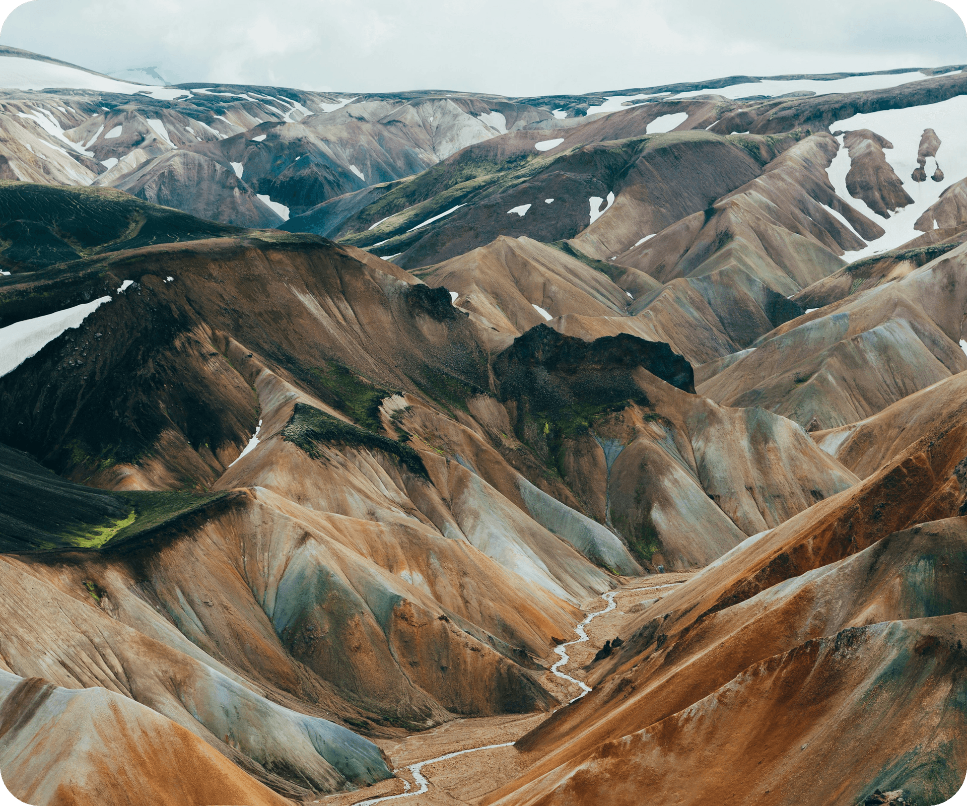 A image that shows a mountain range